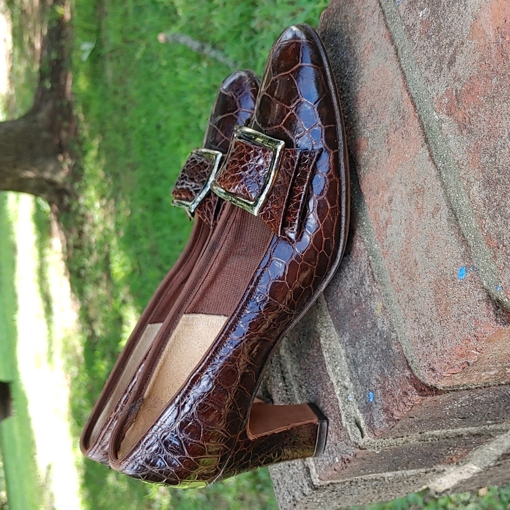 Hemphill Wells DeVino Vintage Genuine Aligator Pumps Size 6AA